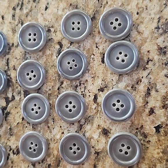 Vintage Quantity 70 round quarter size 4 holes marbled shiny buttons identical - Picture 4 of 9